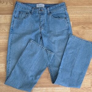 Women's Levi Strauss Stretch Low Rise Bootcut Blue Jeans, Size 8 Long